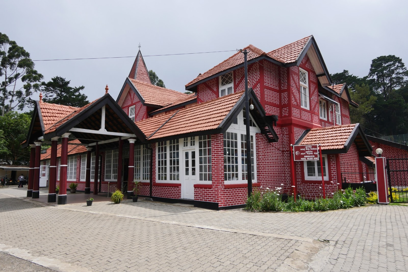 nuwaraeliya post office